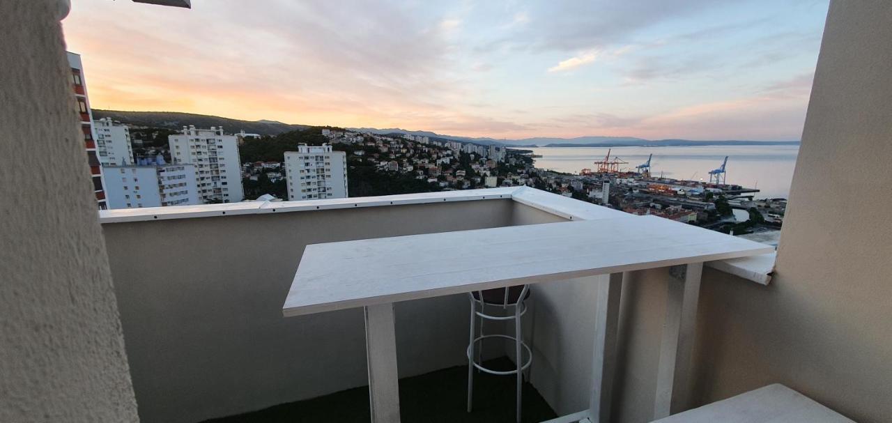 City Lights Penthouse Рієка Екстер'єр фото